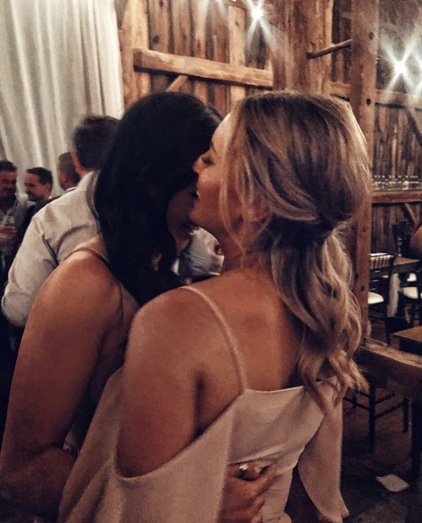 𝘨 | 🌻 tweet media