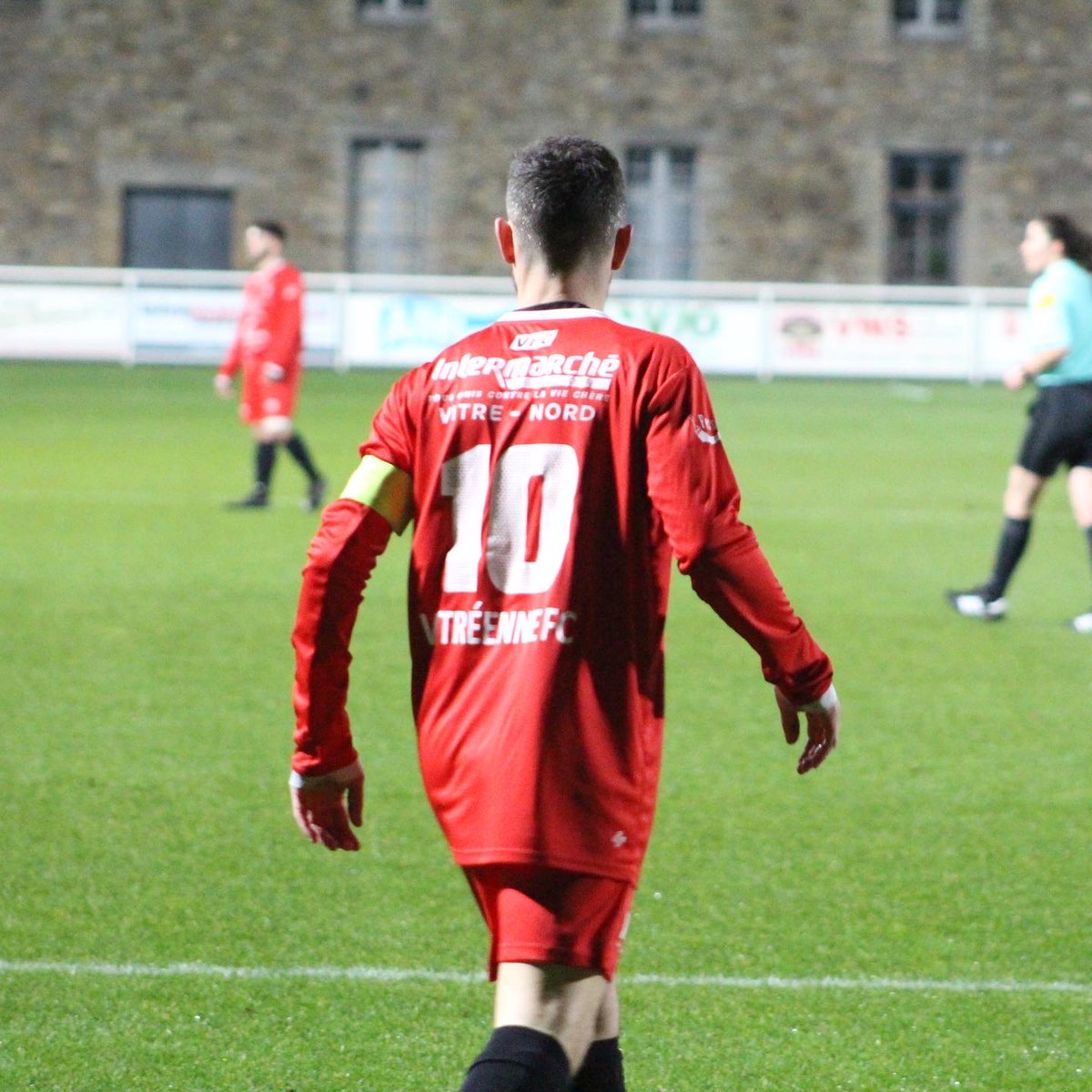 vitreennefoot's tweet photo. [𝗥𝗲́𝘀𝘂𝗹𝘁𝗮𝘁𝘀 𝗱𝘂 𝘄𝗲𝗲𝗸-𝗲𝗻𝗱] 🏆
#R2 
➡️ La Vitréenne FC 🆚 @occesson_football 2
✅ 1 - 0

#D1 
➡️ La Vitréenne FC 2 🆚 @noyalbrecefc 2
✅ 4 - 2

#R2F 🚺
➡️ La Vitréenne FC 🆚 @stadesaintaubinais 
✅ 4 - 1 

📸 : @ev_photosport 
#TeamVFC 🔴⚫️ https://t.co/FGXDljQMOU