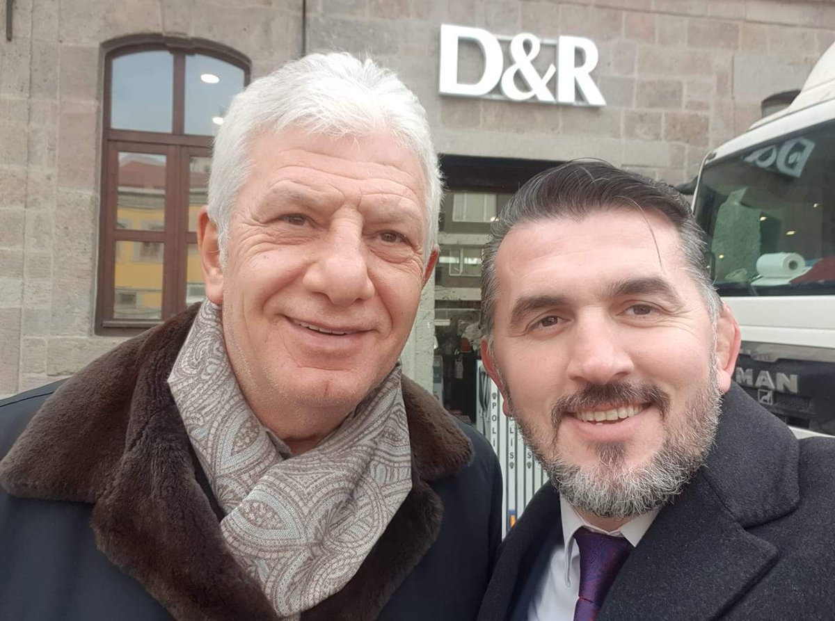 selcukcebi061's tweet photo. Mustafa Erdoğan Abimle Trabzon da buluştuk.Uzun bir sohbetimiz oldu özlemiştik.. https://t.co/AKD6LYXHip