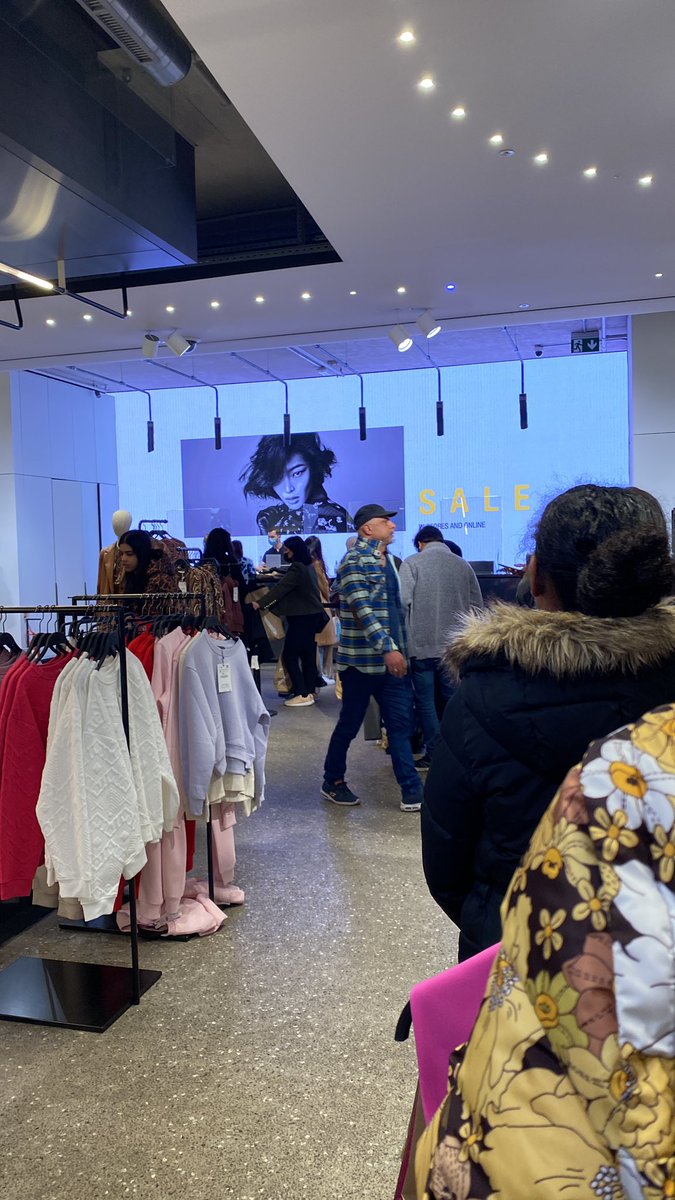 Mercedes BB tweet media