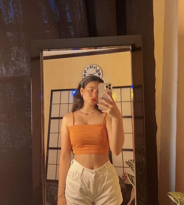 ANJISWEET_OFC's tweet photo. Mirror shot by Anji Salvacion, the prettiest girl !!

#AnjionPBBKumunity https://t.co/R4IR7J98z0
