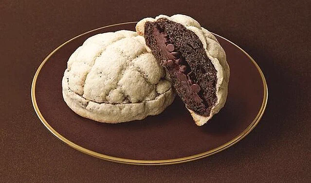ローソン×ゴディバがコラボ！？2月1日から「ショコラメロンパン」など発売！