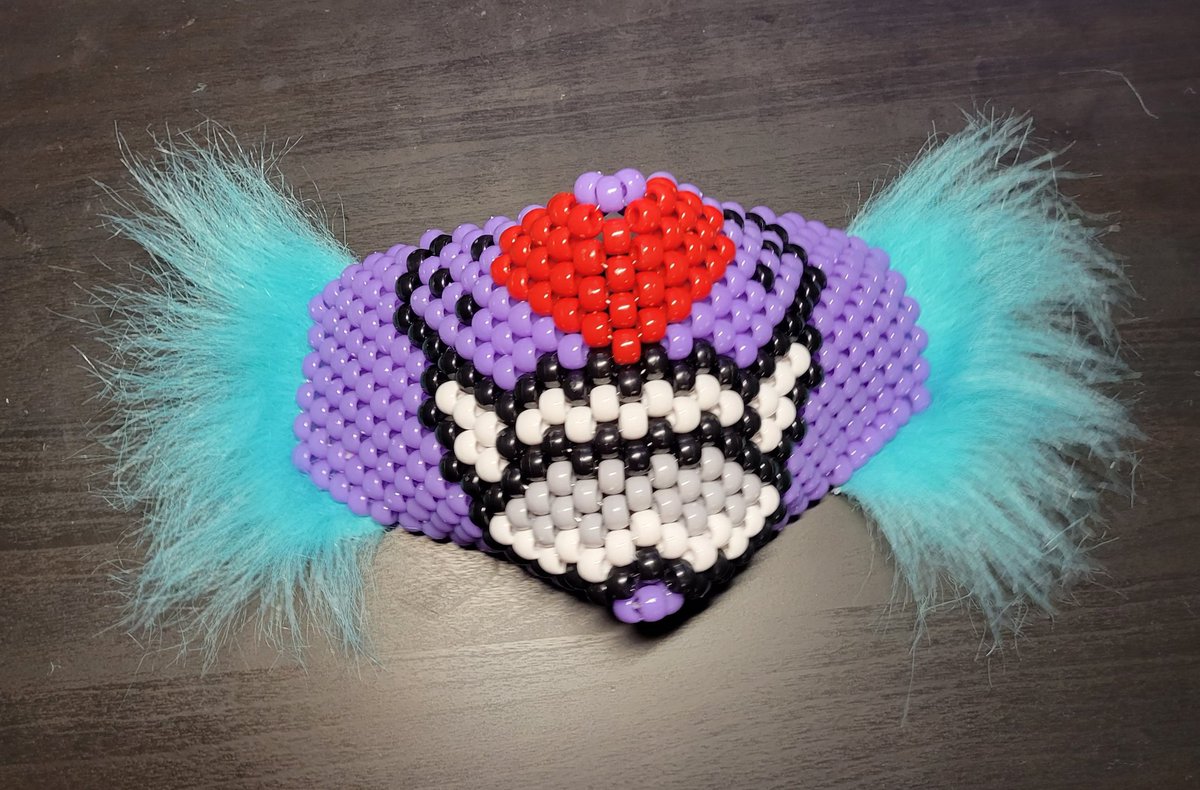 LazarusWix's tweet photo. Commission done for Evie on etsy. 

#furry #rave #kandi #Fursona #furryfandom #artistsontwitter #etsy #Commission #commissionsopen https://t.co/Mv50Qlfs4a https://t.co/LgDcP4z51v