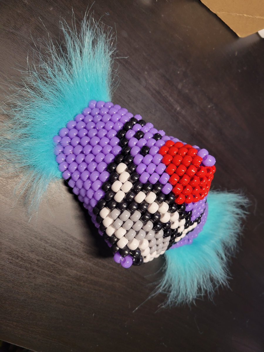 LazarusWix's tweet photo. Commission done for Evie on etsy. 

#furry #rave #kandi #Fursona #furryfandom #artistsontwitter #etsy #Commission #commissionsopen https://t.co/Mv50Qlfs4a https://t.co/LgDcP4z51v