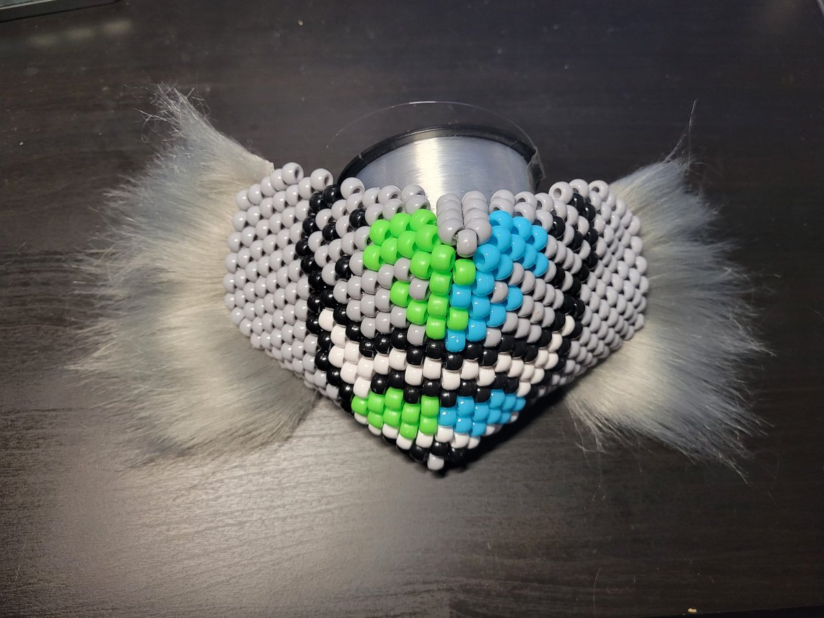 LazarusWix's tweet photo. Commission done for KnineSaber on etsy.

#Commission #commissionsopen #etsy #furry #furryart #furryfandom #rave #kandi https://t.co/eO47oOgYoU https://t.co/587Ut2utmg