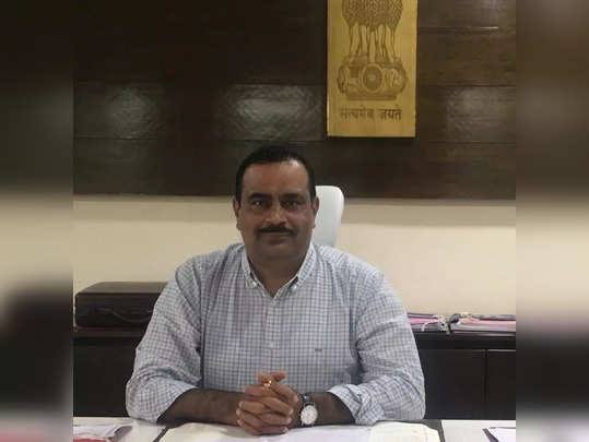 PravinTalpada11's tweet photo. #ThankYou_DineshDasaSir
-GPSC ને UPSC સમકક્ષ બનાવી
-પંચવર્ષીય યોજનામાંથી વાર્ષિક યોજના બનાવી
-GPSC MODEL SET કર્યું
-ભરતી પ્રક્રિયાનો 360 DAYS નો ટાર્ગેટ રાખ્યો.

આપના 6 વર્ષના કાર્યકાળ ગુજરાત માટે સુવર્ણ યુગ રહેશે.
@dineshdasa1
 ખૂબ જીવો એવી પ્રભુ ને પ્રાર્થના https://t.co/8nQpWVheri