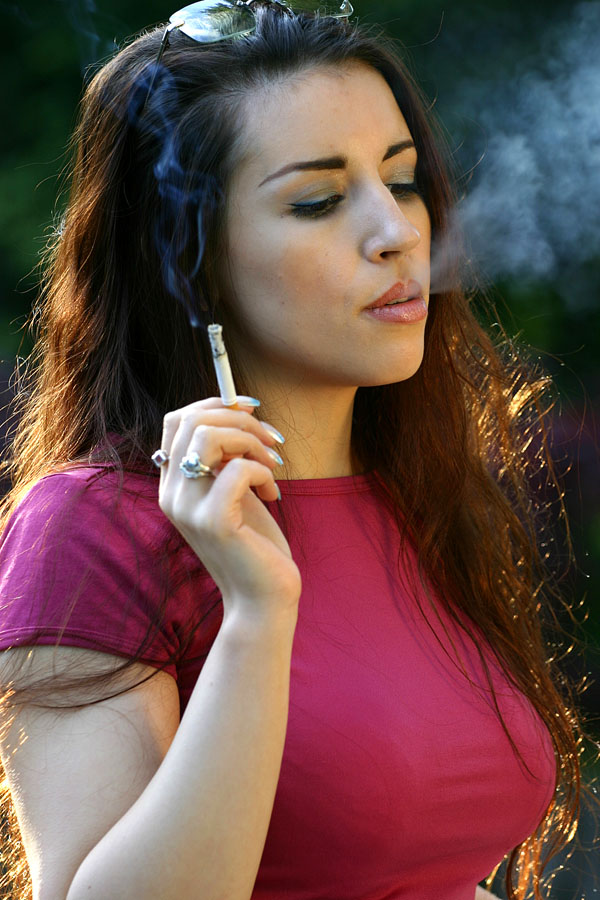LMProductions3's tweet photo. Dru chain-smokes all the way down to the filter...

https://t.co/i3DFZLKb0F

#smokingfetish #smoking #cigarette #girlswhosmoke #smokinggirl #sexysmoking #smokingqueen #smoke #smokingwoman #smokingculture #smokingbeauty #smokingbabe #smokingmodel #cigarettefetish https://t.co/PzzALUHKJG