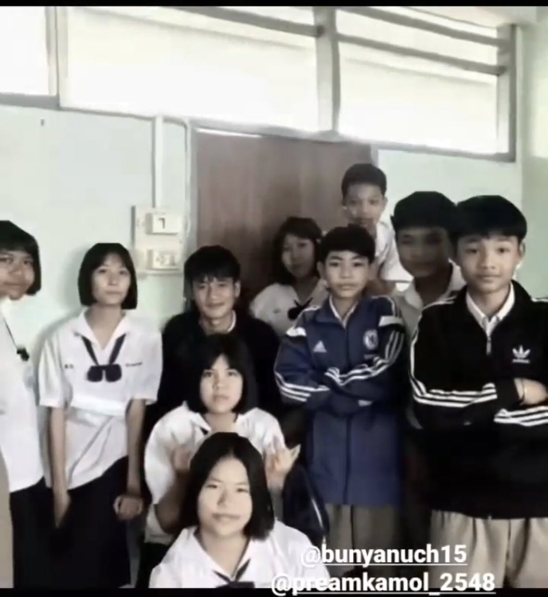 cu2pil's tweet photo. #อีแก้งสามหน่อ  พวกหนุนหลังแก๊ง3หน่อนอผุด น่ากลัวทั้งนั้นเลยเนาะแกว่าไหม.🥺 https://t.co/X8RuAut6od