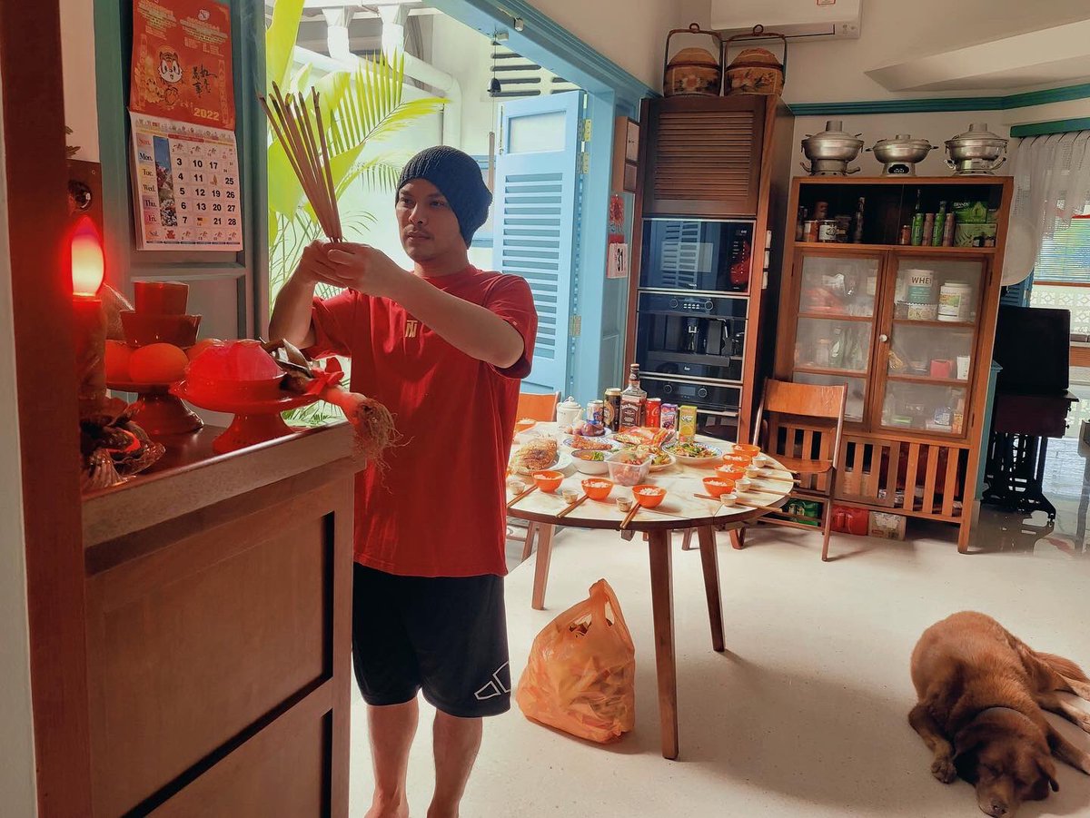 NameweeOfficial tweet media