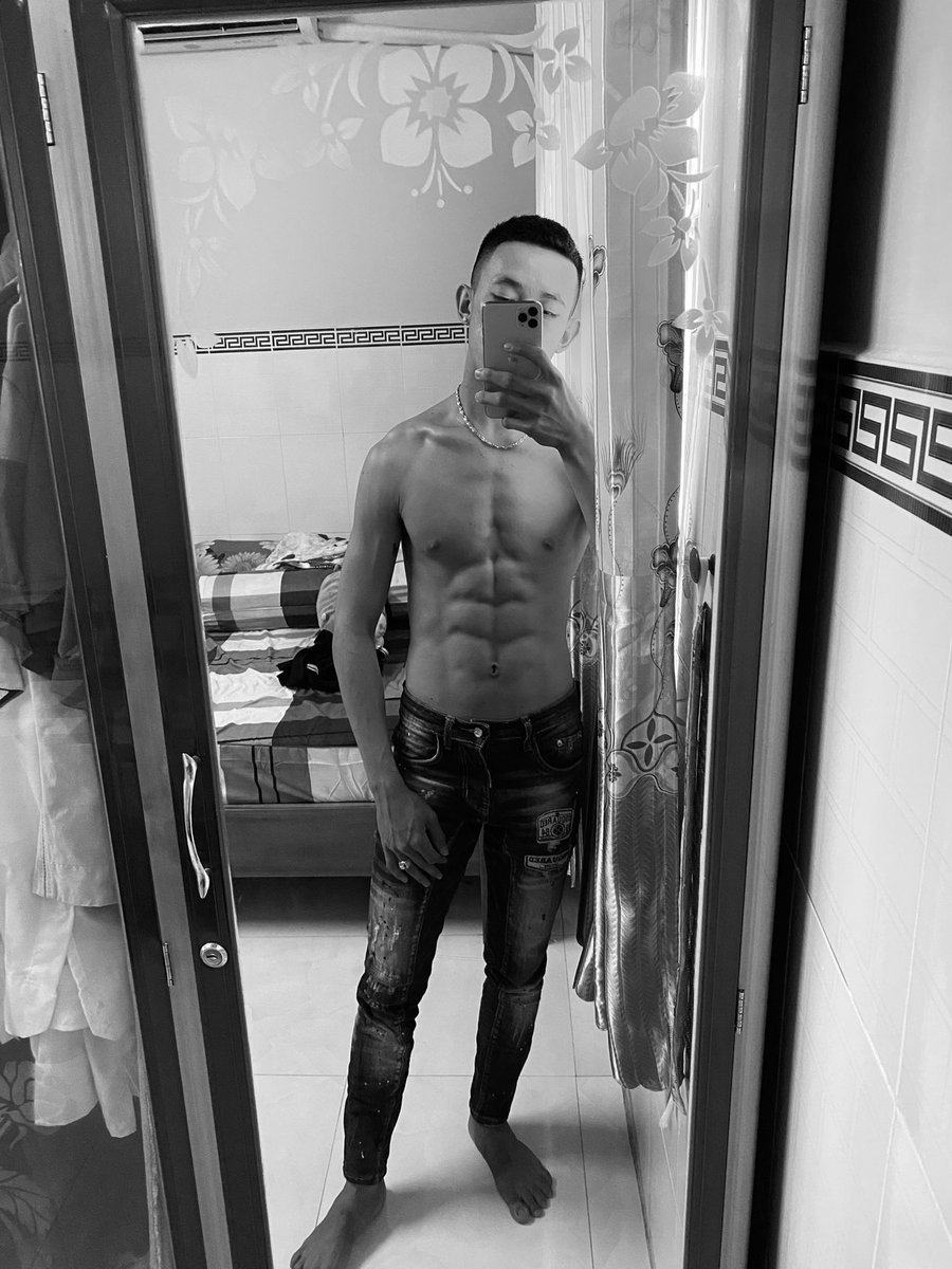 Lc05220109Loc's tweet photo. Tìm ngiu và set kèo fwb nha mn tp.hcm bơi vào https://t.co/JO3pJ30JB6