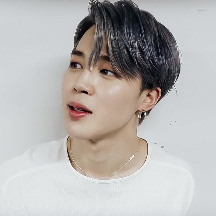 Gördüğüm en güçlü insanlardan birisin. Umarım hiç acı çekmezsin. Umarım hemen iyileşirsin.

GET WELL SOON JIMIN
#GetWellSoonJimin