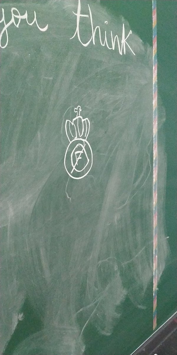 bnegrop_'s tweet photo. POV te das la vuelta un segundo mientras salen de clase: https://t.co/R5pzoGJ15v