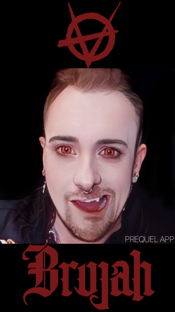 ExeterByNight's tweet photo. Reggie the Brujah~! #Vamily #Vampirethemasquerade #Exeterbynight https://t.co/Y24WOKGcj5