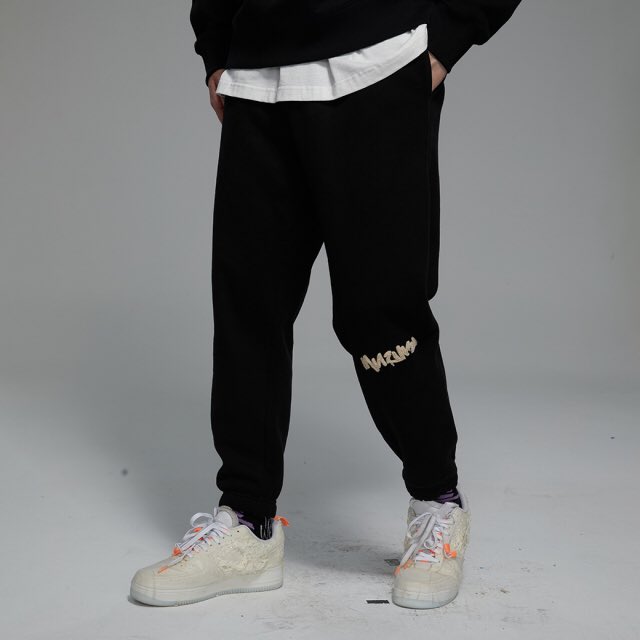 MISHKATOKYO's tweet photo. BEAR MOP SWEAT PANTS (BLACK/M61000825)
¥15,400→¥10,780
⚠️ラスイチ⚠️
XLのみとなりました💨
アイテム詳細⬇
https://t.co/BjJv8s0qxc
#mishka #ミシカ #ストリートファッション #MИШKA #MNWKA https://t.co/1og7zVqste