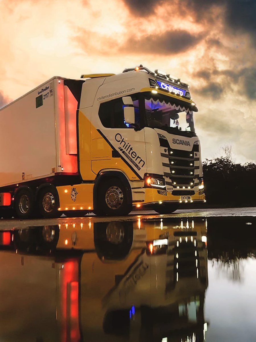 ChilternDist's tweet image. Good Morning ☀️ @ScaniaUK @TruckEast 📸SDuffield