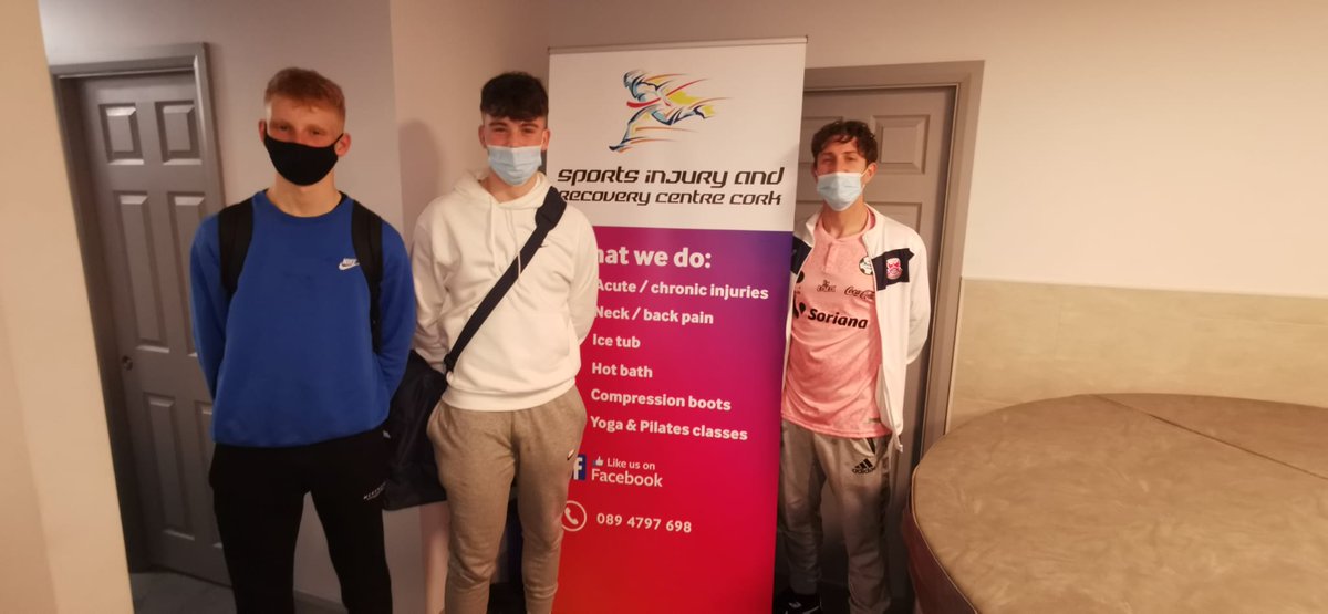 CorkToon10's tweet photo. Recovery session in Sports injury and recovery centre in ballyvolane. Thanks to @LiamAherne2 for having us again @CobhRamblersFC https://t.co/pGDNwoqqTb