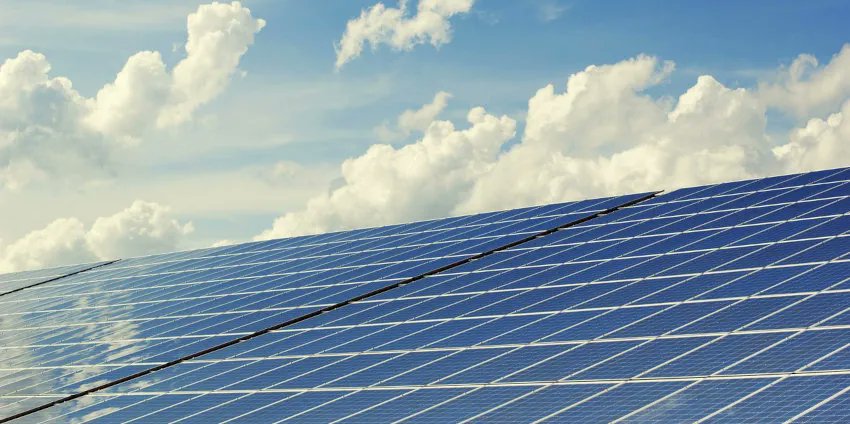 lpjhcmv's tweet photo. 🌞💨 Energies renouvelables au Vietnam : solaire et éolien

🏆 Un des pays les plus dynamiques de la région Asie du Sud Est.

👉 https://t.co/woJp5KwhKt https://t.co/zsqiMiVKKD