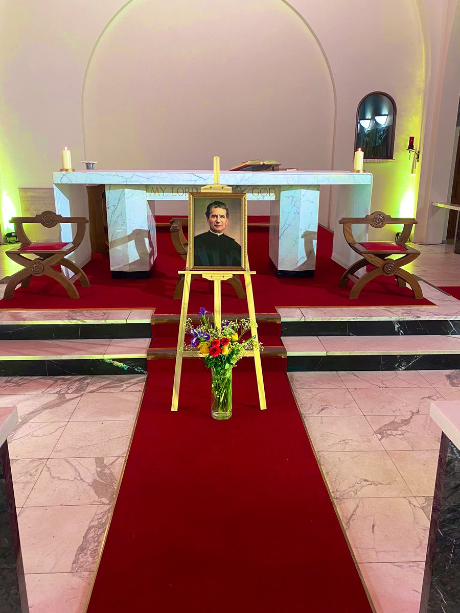 Happy Feast of St John Bosco! It’s an early start here at <a href="/thornleigh/">Thornleigh</a> as our staff gathered to begin this special day with the celebration of the Eucharist #DonBosco #Salesian <a href="/salesianlink/">Salesian Province UK</a> <a href="/yellamoda/">Salesian Schools</a>