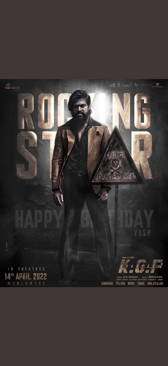 rebelismm999's tweet photo. Which Is a Most Hyperful Look Hero? #Prabhas #YashBOSS 
#Salaar #KGFChapter2 
   RETWEET 🔁         LIKE ❤️ https://t.co/ZM8x1Cup0Y
