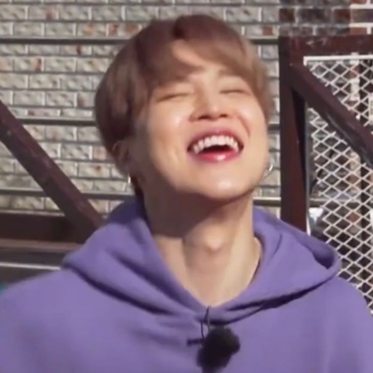 _kimte_V's tweet photo. Porque a ti mimi ?
Justo en mi debilidad 😪💔
#WeLoveYouJimin 
#GetWellSoonJimin https://t.co/ryCRLuHQL0