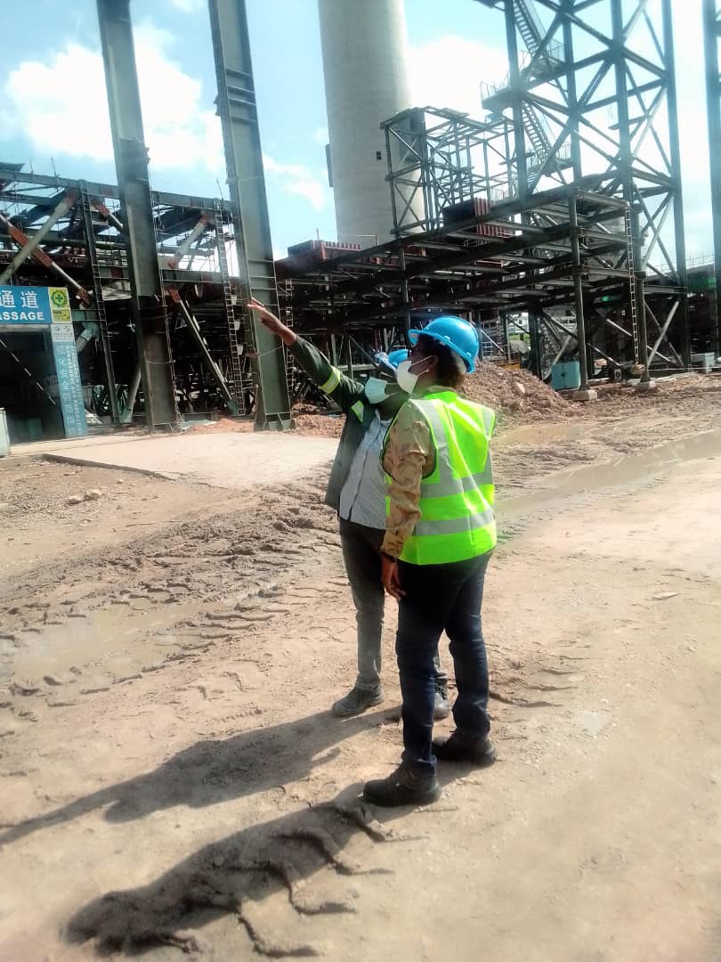 Section head of Balance of Plant Eng Mapiku explaining a point to the Permanent secretary.