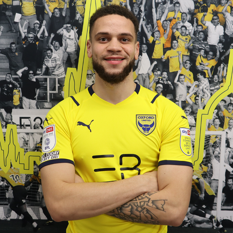 OUFCOfficial's tweet photo. 🤝 We are delighted to confirm the permanent signing of @MarcusBrowne14 on a two-and-a-half year deal from @Boro.

𝗛𝗲'𝘀 𝗯𝗮𝗰𝗸. 𝗧𝗵𝗶𝘀 𝘁𝗶𝗺𝗲 𝗳𝗼𝗿 𝗴𝗼𝗼𝗱. 🔥

🟡🔵 #OUFC | #COYY