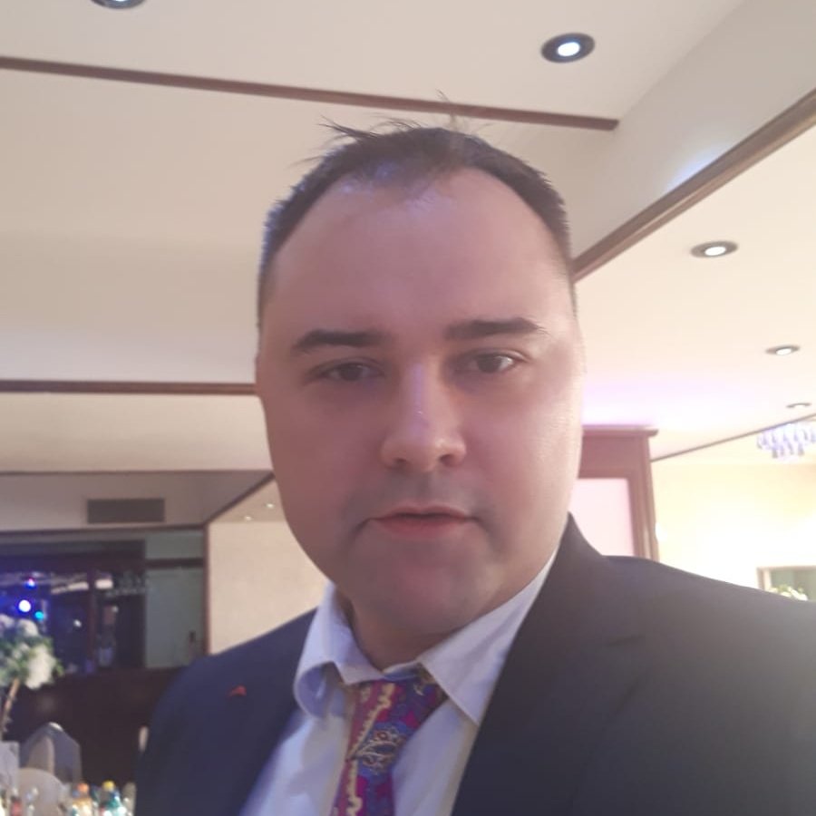 RaduEduard5's tweet photo. #FotografieDeProfilNouă https://t.co/OYgPdO6KlO