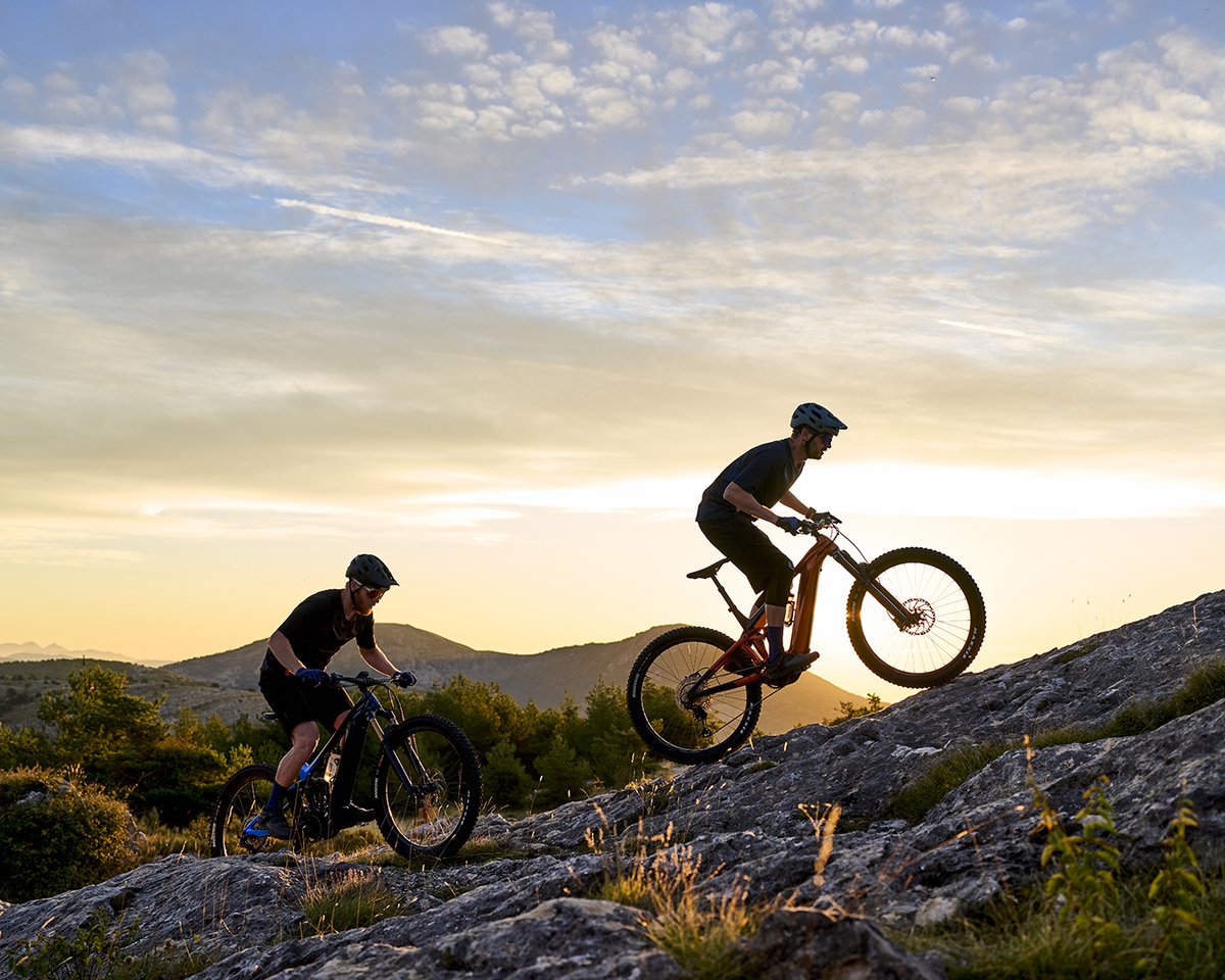 ridegiantbikes's tweet photo. When you put power to the pedals, the Trance X E+'s Smart Assist technology instantly engages and delivers smooth assistance for reliable performance on even the toughest climbs.
Learn more → https://t.co/AUamEthmJF
#TrailPower #RideUnleashed https://t.co/0DqOOkvOd3