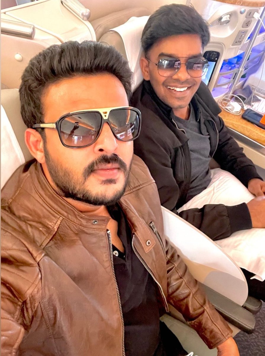 Sudheeranand_fc's tweet photo. #Moscow dairies 💥😉

@sudheeranand #sudigalisudheer 

#holiday #trip https://t.co/VRXYZBgM1V