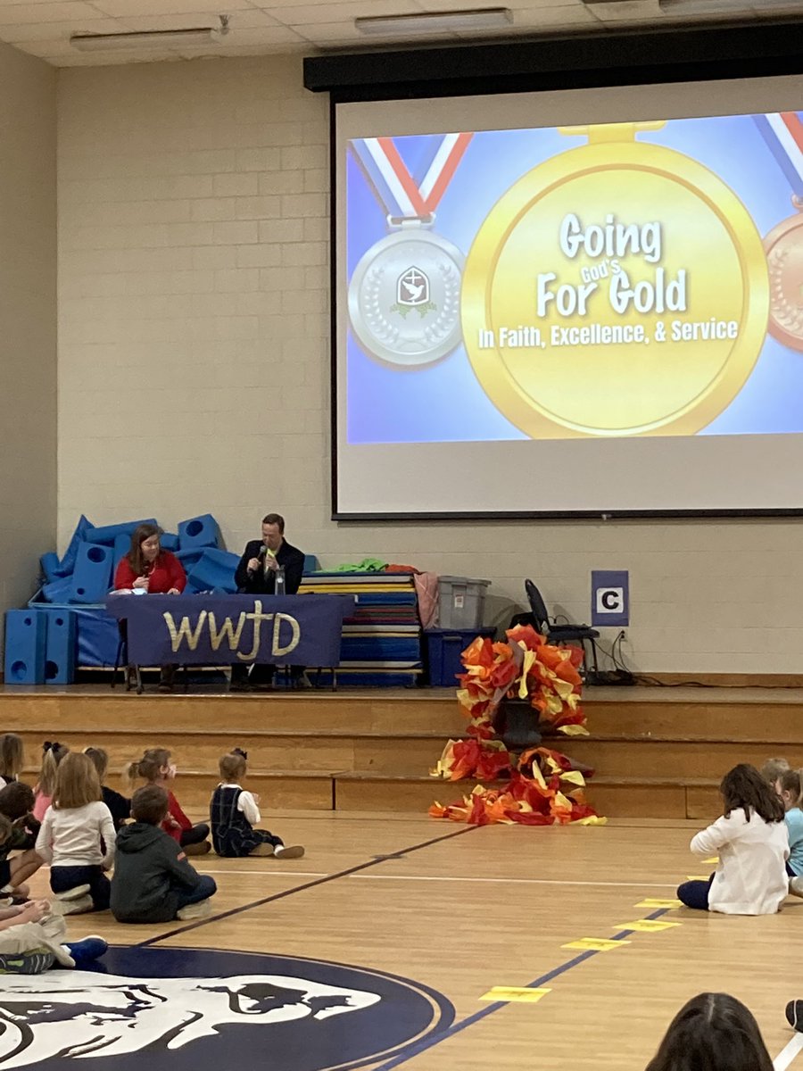 MsStrukely1's tweet photo. #CatholicSchoolsWeek is off to a great start! We had our “Opening Ceremonies” with @edtechwolverine and @HedgesBridget and lit our cauldron with the Gifts of the Holy Spirit! 🙌🔥🥇🏆 @saintbridgetrva https://t.co/liFtmgr6Ot
