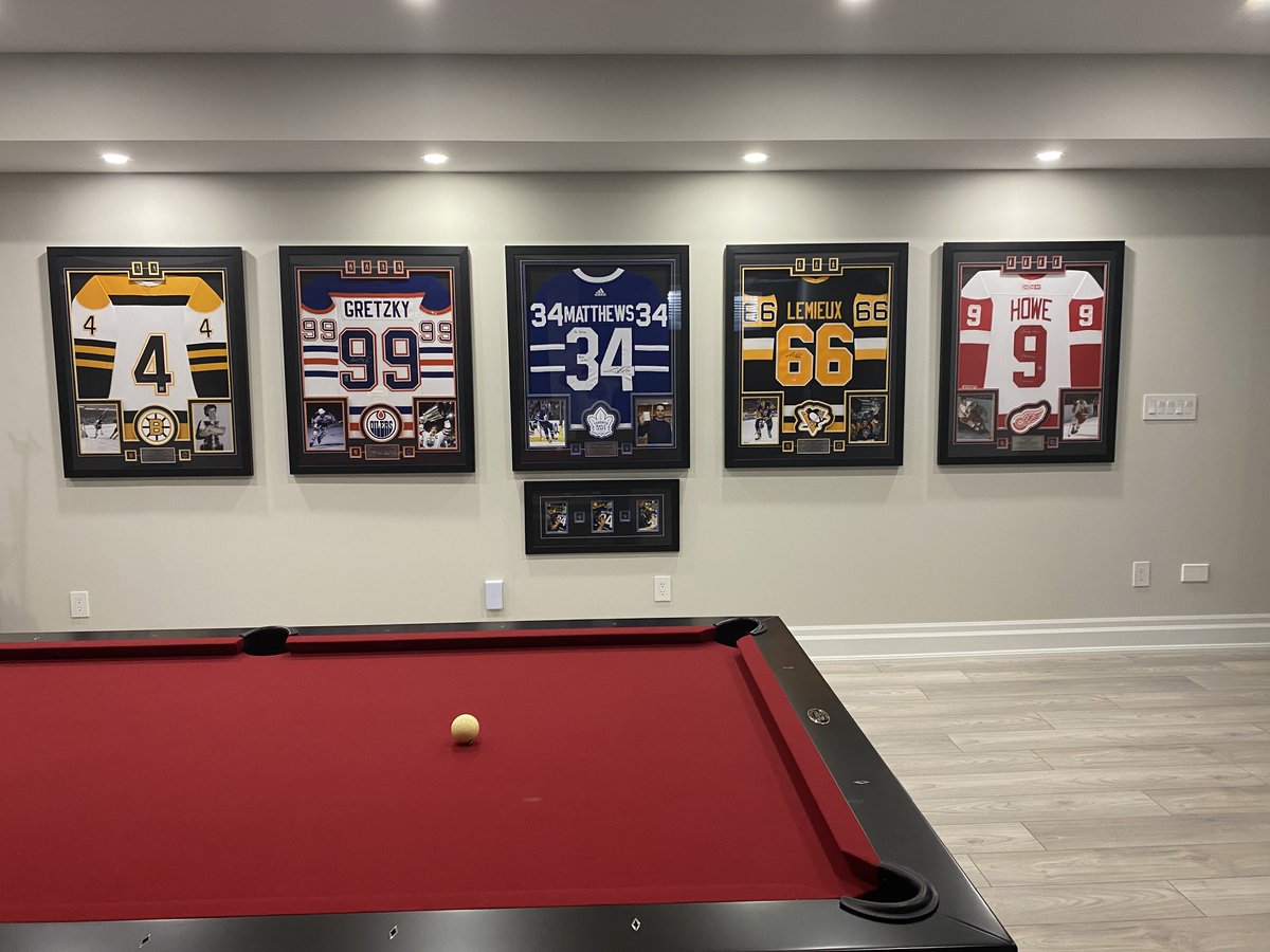 FramedByDesign's tweet photo. Thanks for the testimonial and the image. Happy Client = Happy Drew :)
Testimonial: Thanks for the great work Drew. Looks cool eh?
Enzo
#framedbydesign #jerseyframing #mancavestore #medalframing #pictureframing #custompictureframing #6ix #custom #customframing #sportsmemorabilia https://t.co/qQYXti56hG