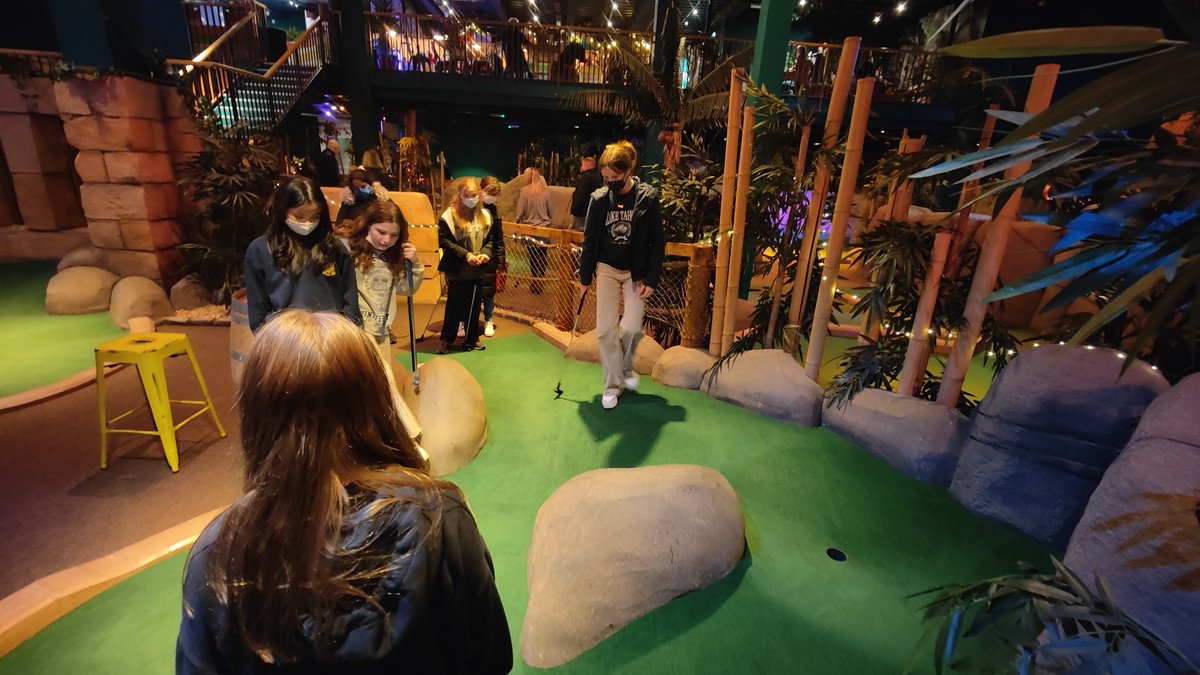 The Prep boarders took part in some fun activities this weekend. ⛳️🏃

Whilst Iona House headed out to test their skills during an afternoon of crazy golf, Arran House went to Xtreme Combat for outdoor Laser Tag fun and games.