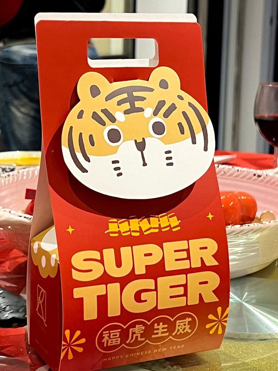 CarsonHoCanada's tweet photo. Happy New Year of Tiger https://t.co/VcuXODujxz