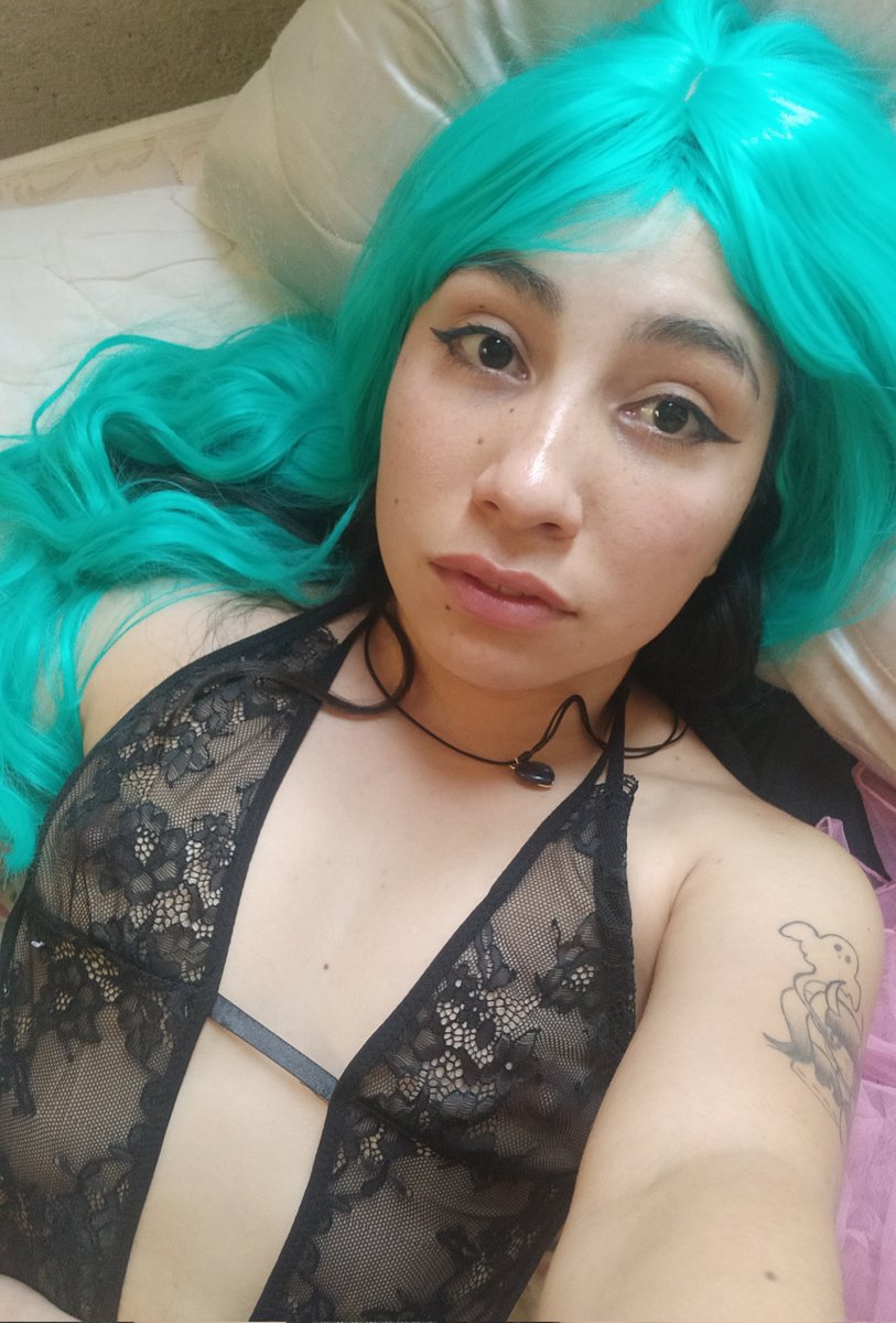 Carzuva's tweet photo. Mi primer tweet ❤️ una foto de las que me saque el otro día y que podrás encontrar en mi https://t.co/Yq4vBlePAj
.
.
.
#loverfans https://t.co/hmkMJIozXE