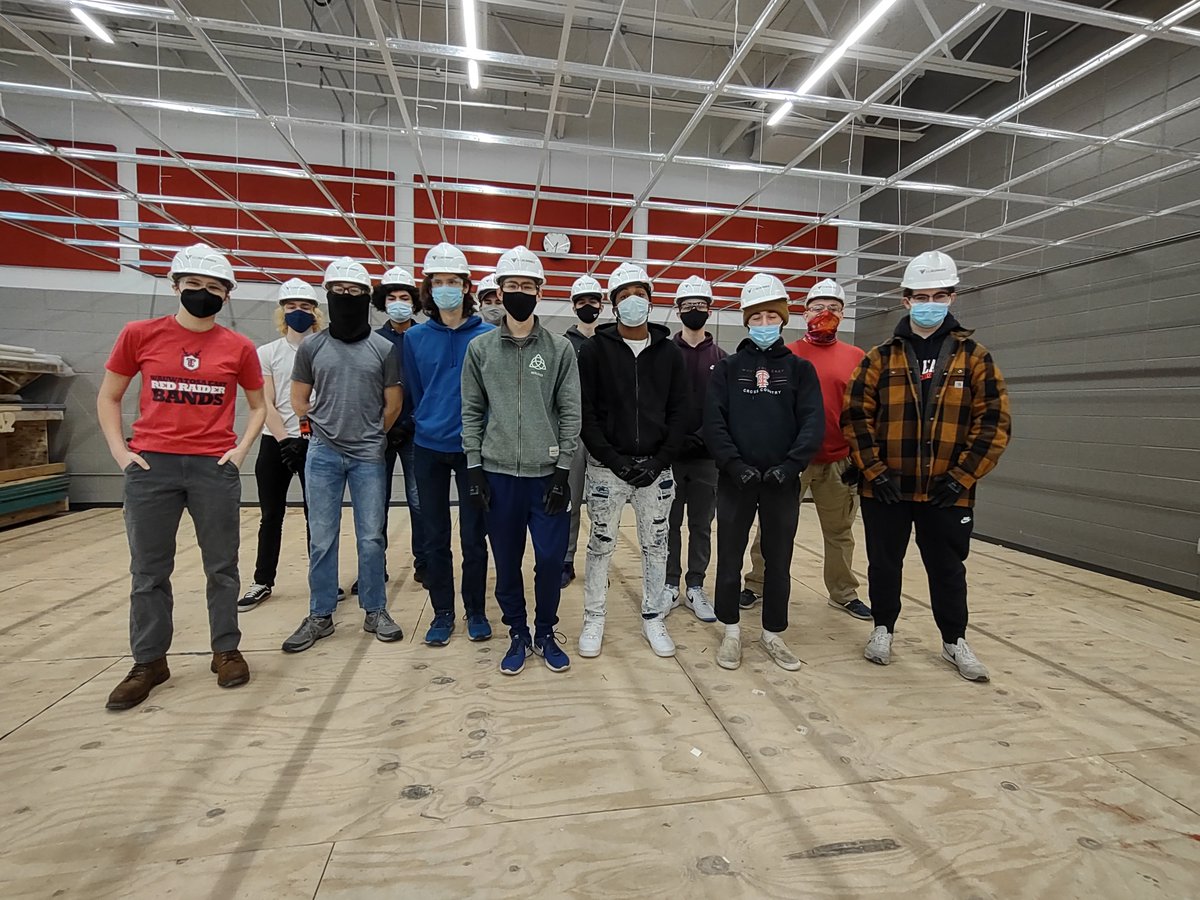 MrGriffie's tweet photo. Good Morning!  Very proud of these 13 Juniors and Seniors coming to #Wauwatosa East HS extra early to learn metal framing.  Get ready, @NCSRCCarpenters and @WIWorkforce for these future YA's and RA's!
#Apprenticeships https://t.co/dZVFE8Pm4F
