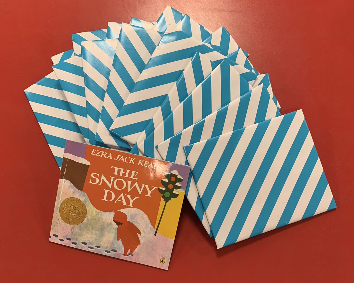 It’s new book day for my #kindergarten Ss!

Thanks to donations from family and friends I have been able to give my Ss a new book each month. Parent volunteers wrap them!
#iteachk #kinderchat