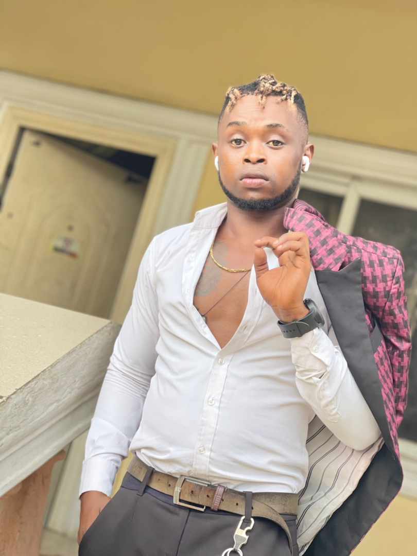 DjRichdaddy's tweet photo. Happy Birthday Money Man
#We_ride🥂 https://t.co/UFE2kCBaem