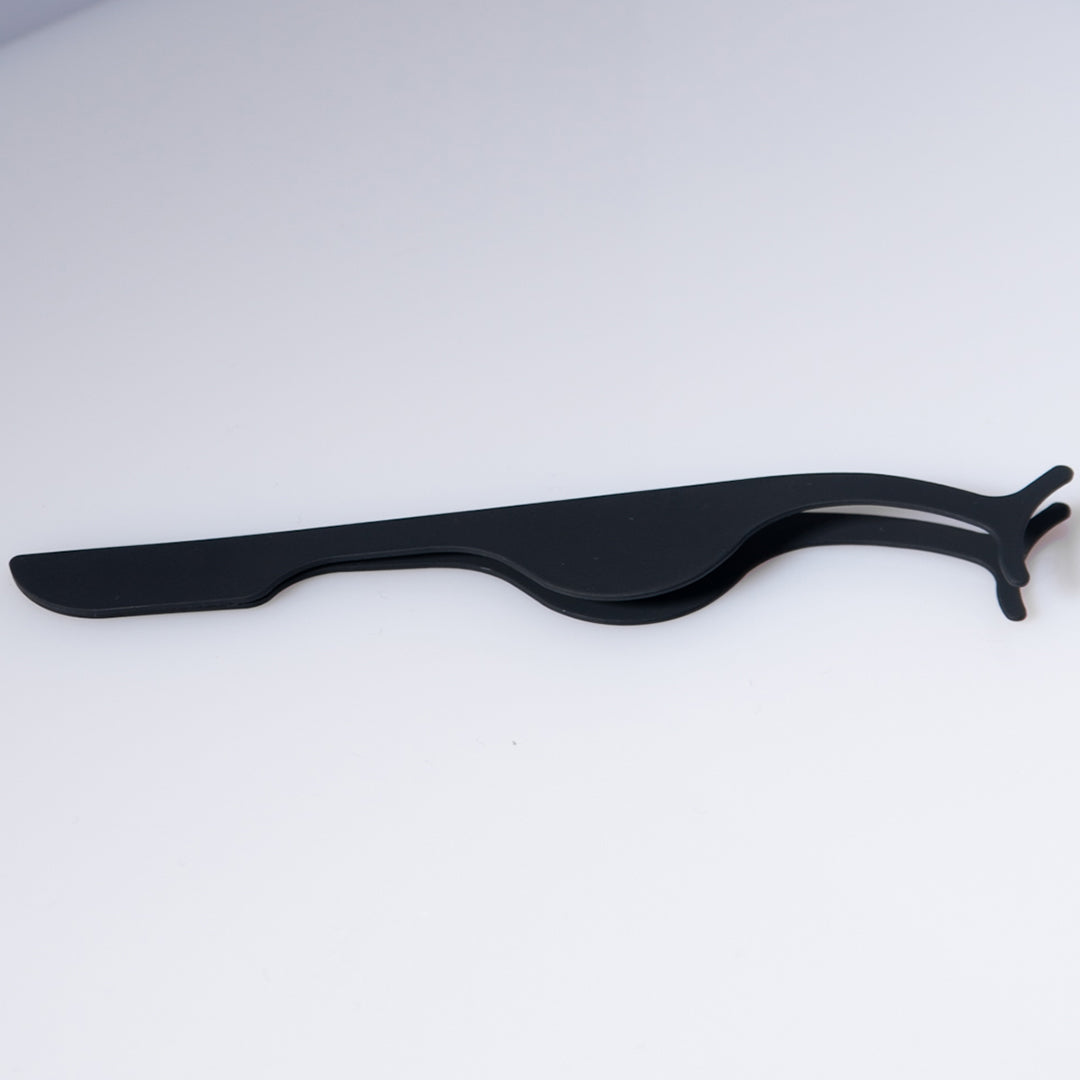 LASHLONDON1's tweet photo. Check out this product Black Lash Tweezers
by Lash London  £5.99.
Order now: https://t.co/TFFWs9LFcP https://t.co/hp7AOY9aTo