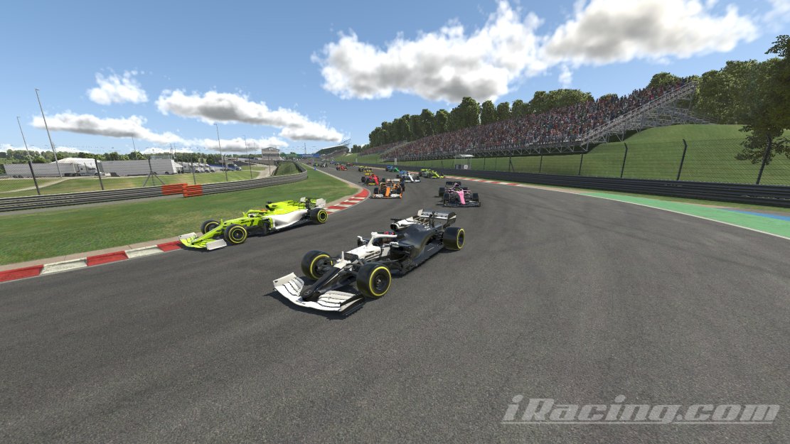 🏁Resultados Copa F1 - Hungaroring🏁

1ª División

🏆Tercera Victoria consecutiva de Lucas Camba de <a href="/IridiumRaces/">IRIDIUM Motorsports</a> que sigue líder del campeonato.

🥈@PR1_MG_18 de <a href="/PRoneMotorsport/">Project One Motorsport</a> 
🥉@Daaark98 de <a href="/nixesports_es/">NIX Esports</a> 

Resultados Completos👉 sites.google.com/view/borja-zaz…