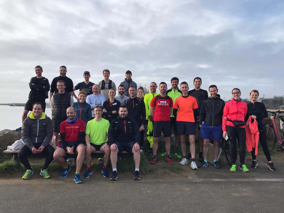 54 salariés issus de 13 entités du <a href="/cmarkea/">Crédit Mutuel Arkéa</a> se sont donné rendez-vous le 3 avril prochain pour s'attaquer aux 42,195 km du #MarathonDeParis ! Et c’est parti 💪avec un 1er entraînement pour les collaborateurs brestois ce dimanche au Moulin Blanc. #Onesttousavecvous #ParisMarathon