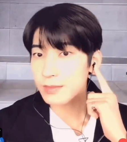 로 !!!! tweet media