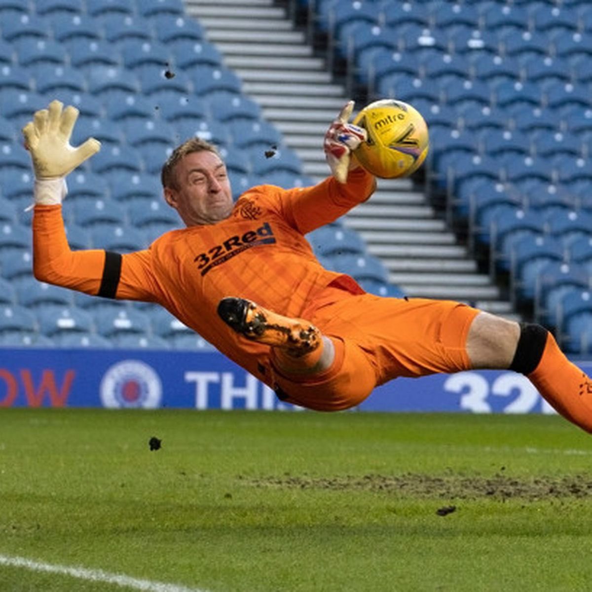     happy birthday Allan McGregor     