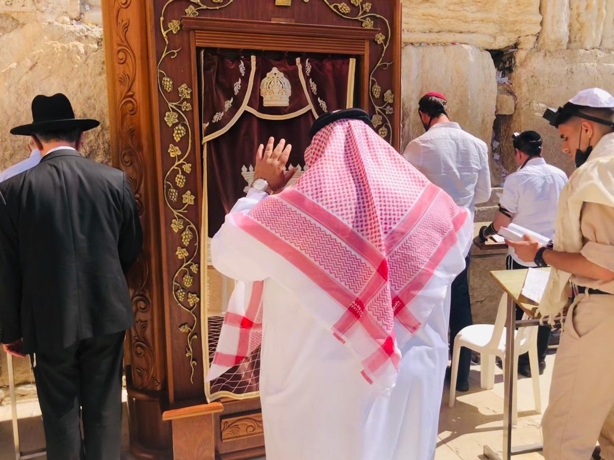 Israel &amp; the Palestinians are in a national conflict that should be resolved. 
@Amnesty’s report doesn’t present new facts or add to debate. Its purpose is to deem 🇮🇱 racist, using pseudo-legal arguments to de-legitimise the world's only Jewish state. Shame!
#ConflictIsNotRacism