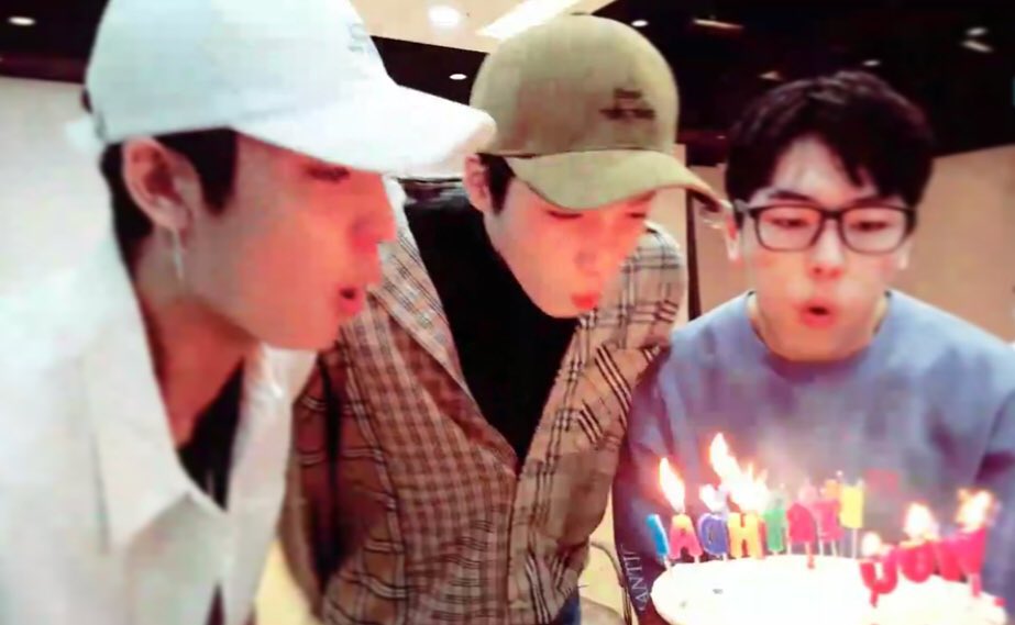 mimi44473947's tweet photo. 🎂

#PENTAGON  #펜타곤 
#YUTO #KINO #WOOSEOK https://t.co/yB6srHBRyV