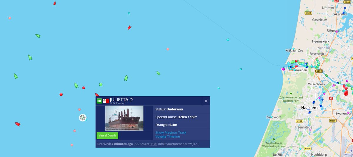 Op de Noordzee, circa 30 mijl west van Zandvoort heeft een aanvaring plaats gevonden tussen twee schepen. Daarbij is de 190m lange bulkcarrier 'Julietta D' betrokken. Het schip dreigt te zinken. Reddingboten en SAR-helikopter on-scene. #Noordzee #aanvaring