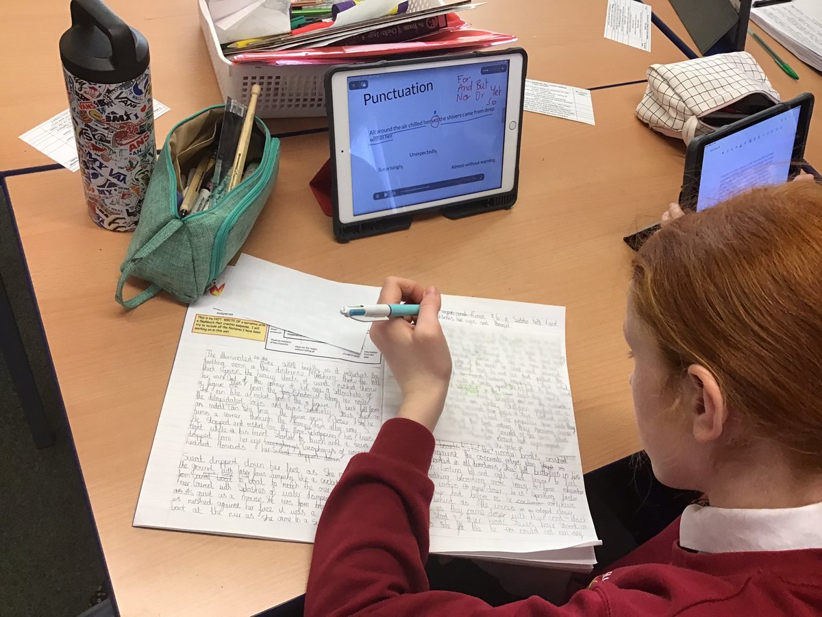 WellfieldMiddle's tweet photo. Y6 are finishing off their hot writes of a flashback narrative and using editing videos to check, correct and up-level their own work #WMSWriting #WMSCommunication https://t.co/jHsqh9qZUD