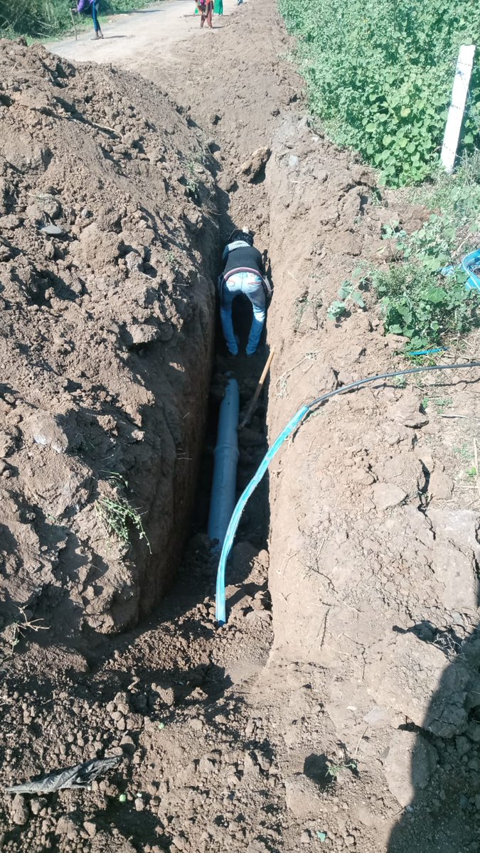 Bhavesh2990's tweet image. #cscwifichoupal maintenance work at dabhoi