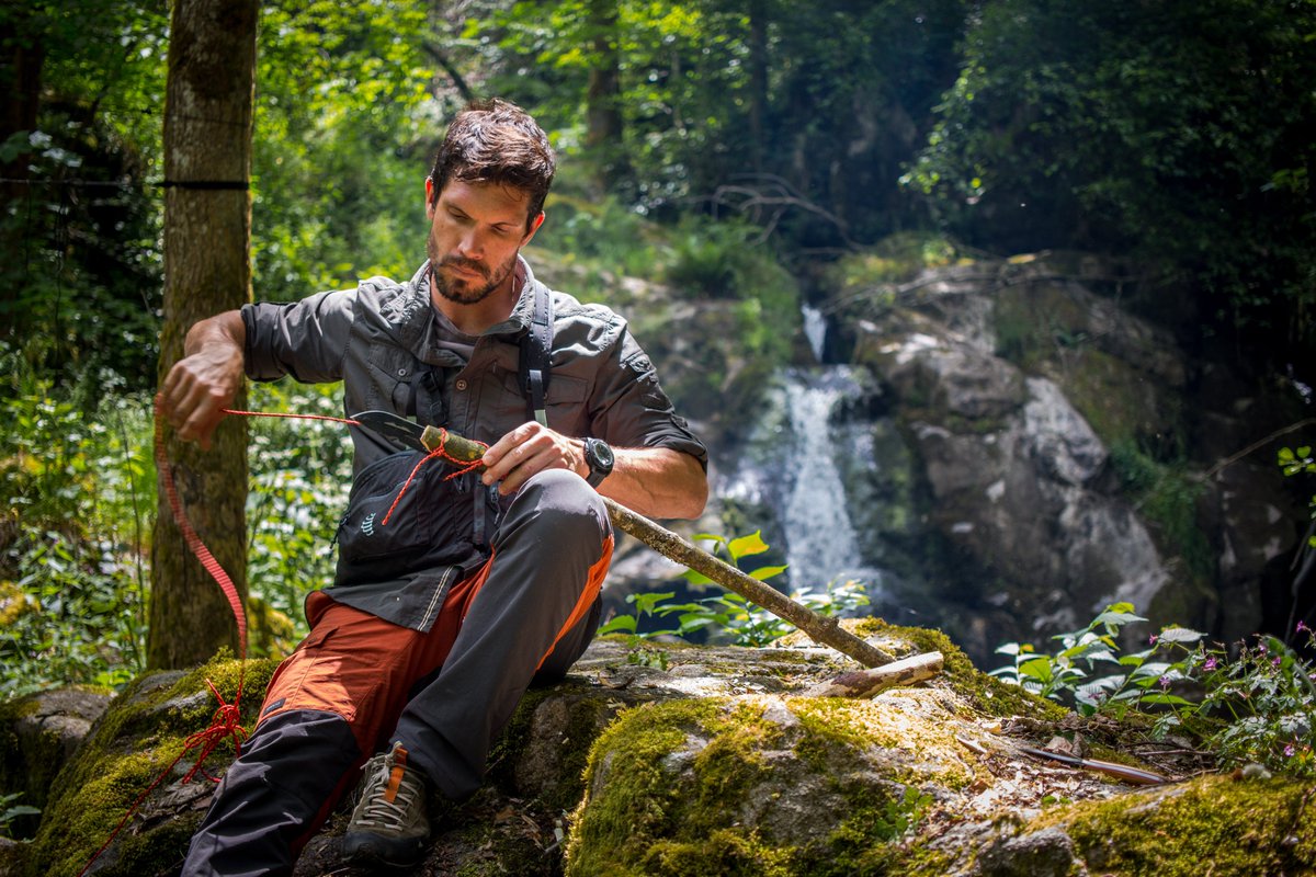 BernasCOM's tweet image. @Remi_Camus, aventurier, explorateur, formateur en survie et conférencier, a choisi BernasCOM !💬

Aujourd’hui Rémi donne des conférences et propose des expéditions en espace naturel pour apprendre à chacun d’apprécier la nature sans artefact et à respecter notre écosystème🌱