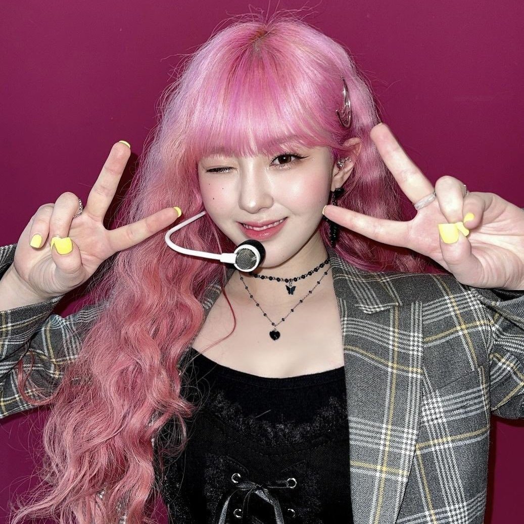 0200FEED's tweet image. i miss them so much