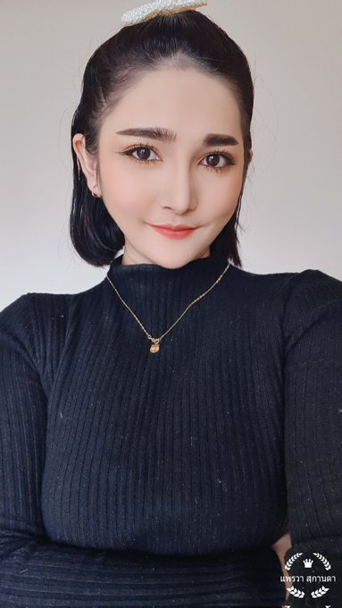 Watch FB : แพรววา สุกานดา's leaked NSFW photo on TwXstars